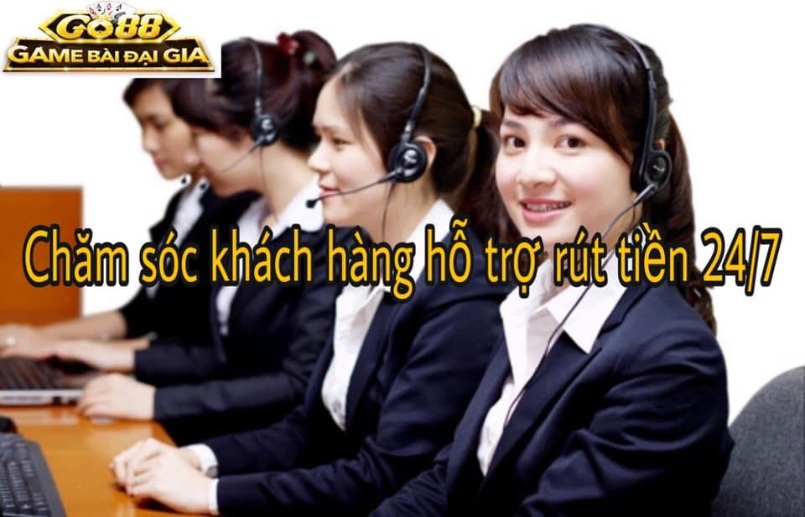 Tổng đài viên luôn hỗ trợ 24/7